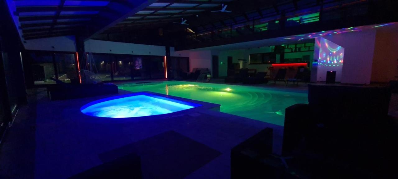 Maiden Water Resort Сараево Екстериор снимка