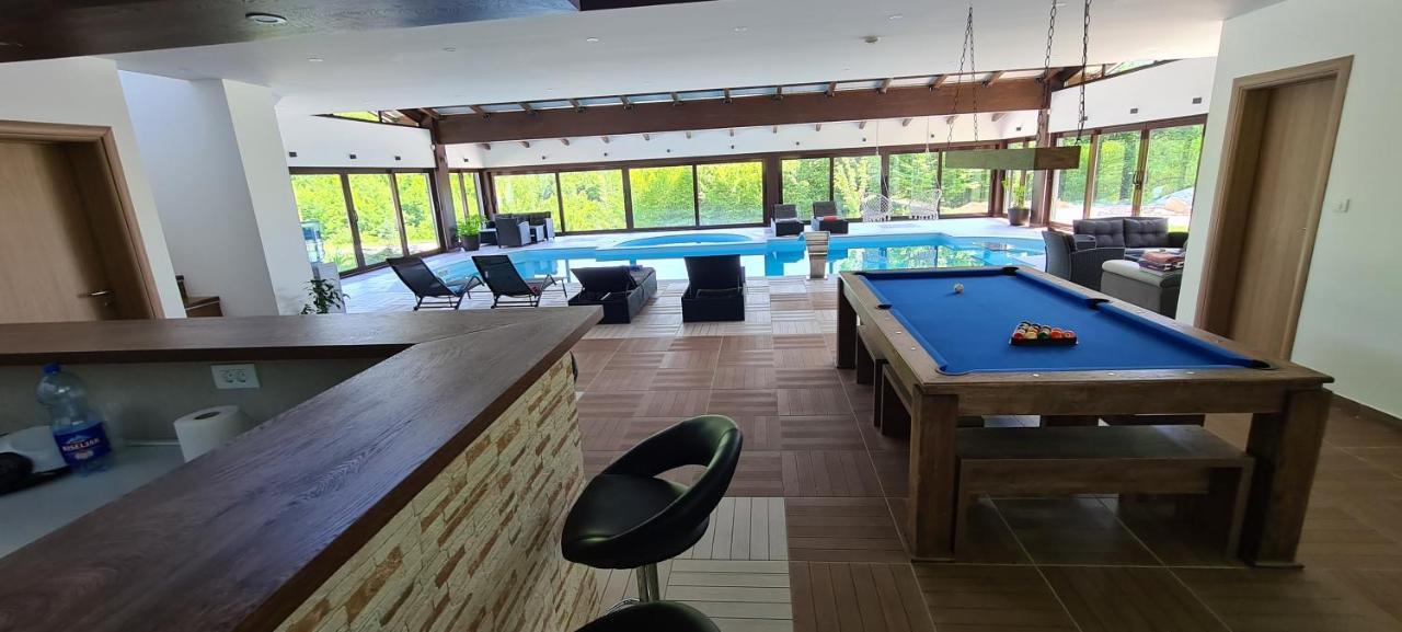 Maiden Water Resort Сараево Екстериор снимка