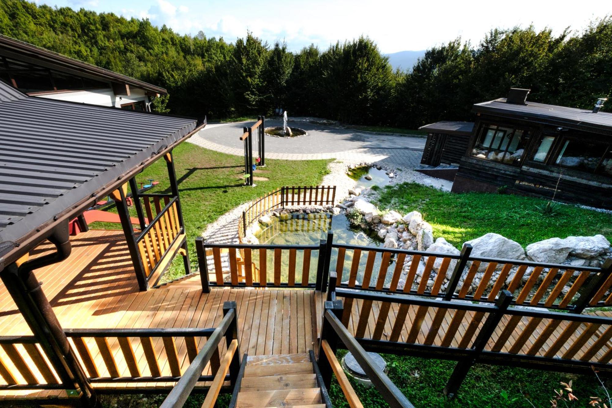 Maiden Water Resort Сараево Екстериор снимка