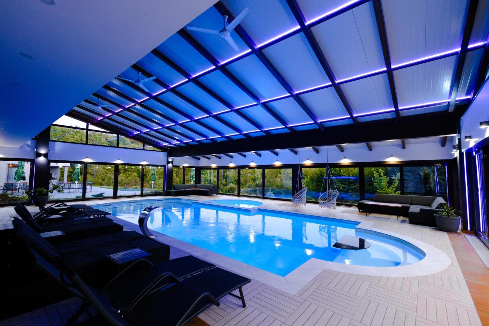 Maiden Water Resort Сараево Екстериор снимка
