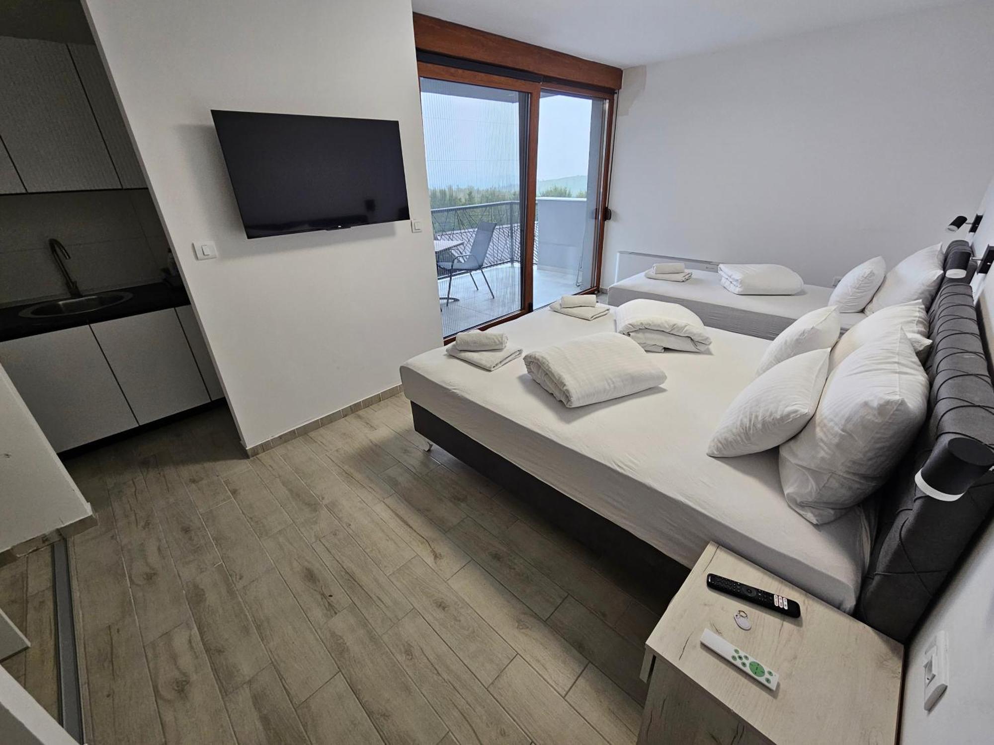 Maiden Water Resort Сараево Екстериор снимка